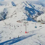 Apartment Belvedere By Leavetown Vacations Les Deux Alpes